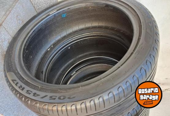 Accesorios para Autos - Pirelli P7 205/45R17 usadas - En Venta