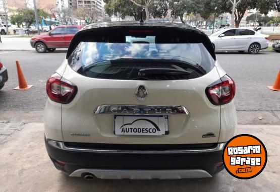 Autos - Renault Captur 2018 Nafta 126000Km - En Venta