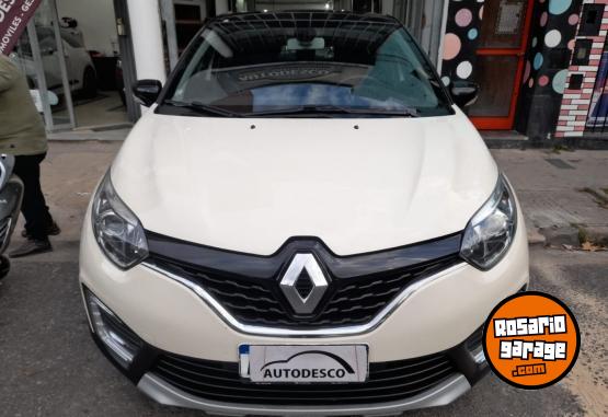 Autos - Renault Captur 2018 Nafta 126000Km - En Venta