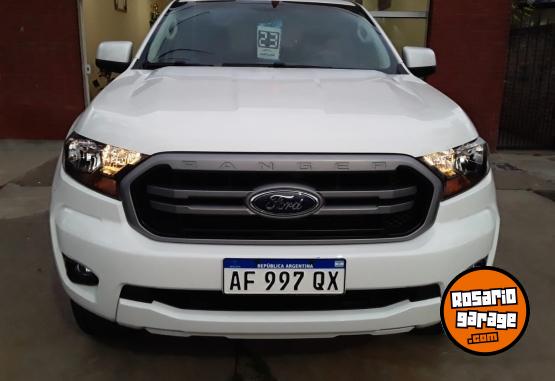 Camionetas - Ford RANGER XLS 3.2 2023 Diesel 17500Km - En Venta