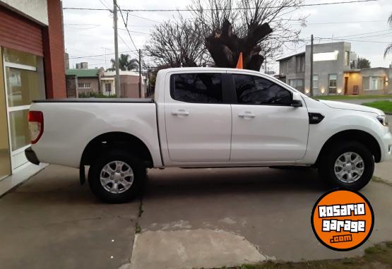 Camionetas - Ford RANGER XLS 3.2 2023 Diesel 17500Km - En Venta