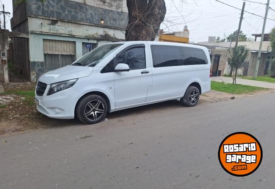 Utilitarios - Mercedes Benz Vito 2016 Diesel 150Km - En Venta