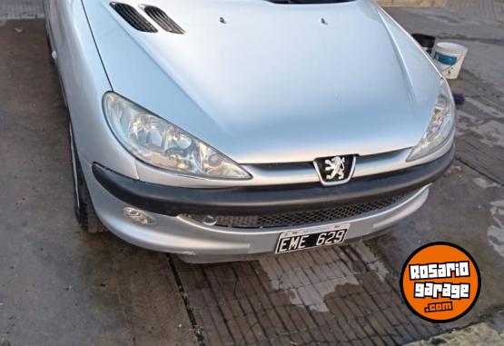 Autos - Peugeot 206 2004 Nafta 109000Km - En Venta