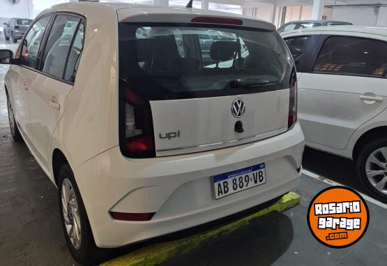 Autos - Volkswagen HIGH UP! 2017 Nafta 104000Km - En Venta