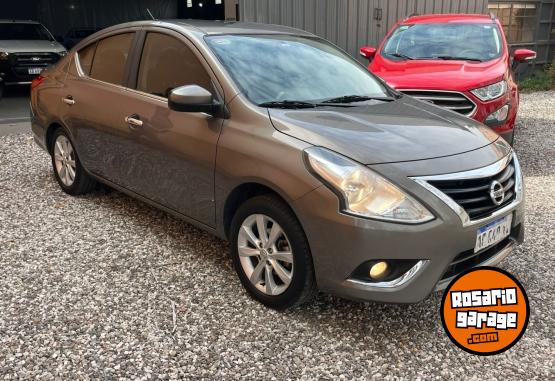 Autos - Nissan NISSAN VERSA PURE DRIVE 2017 GNC 200000Km - En Venta