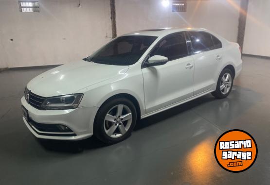 Autos - Volkswagen Vento advance 2014 Nafta 117000Km - En Venta