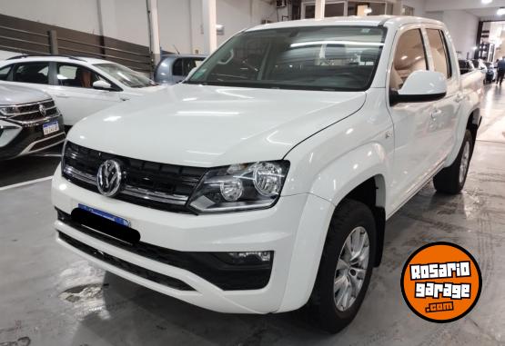 Camionetas - Volkswagen AMAROK COMFORTLINE 4X2 MT 2017 Diesel 76000Km - En Venta