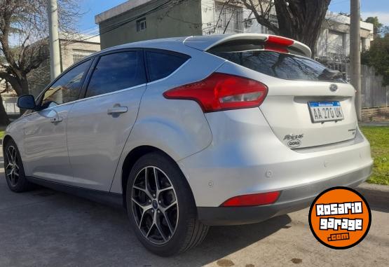 Autos - Ford Focus 2016 Nafta 93000Km - En Venta