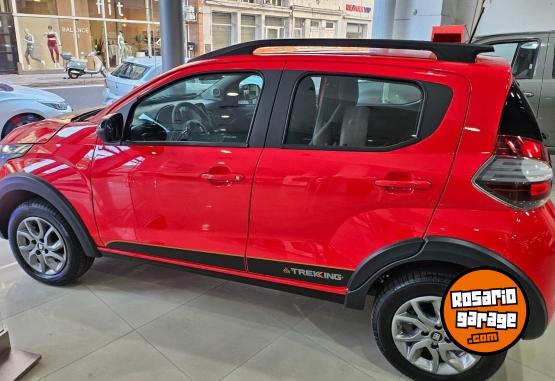 Autos - Fiat MOBI TREKING 2024 Nafta 0Km - En Venta