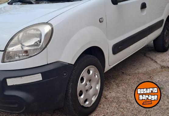 Utilitarios - Renault Kangoo 5 asientos 1.6 2011 GNC 168000Km - En Venta