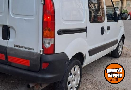 Utilitarios - Renault Kangoo 5 asientos 1.6 2011 GNC 168000Km - En Venta