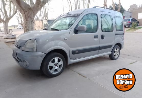 Utilitarios - Renault Kangoo stepway 2008 Nafta 1111Km - En Venta