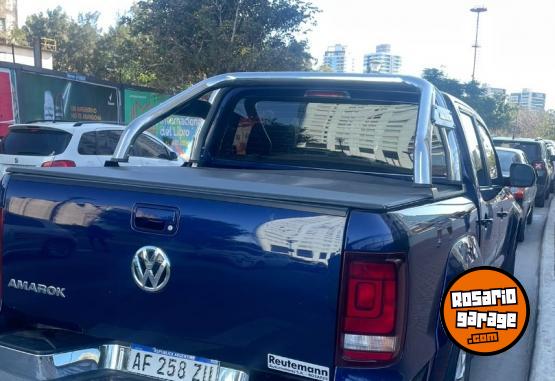 Camionetas - Volkswagen AMAROK HIGHLINE PACK 2022 Diesel 30000Km - En Venta