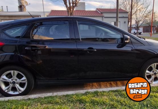 Autos - Ford Focus SE Plus 2014 Nafta 160000Km - En Venta