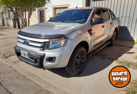 Camionetas - Ford Ranger xls 2015 Diesel 150000Km - En Venta