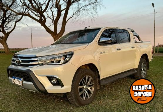 Camionetas - Toyota Hilux srx 4x2 2018 Diesel 103000Km - En Venta