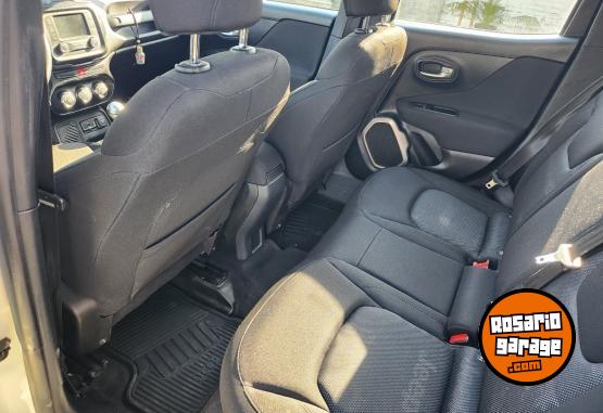 Camionetas - Chrysler JEEP RENEGADE SPORT 2019 Nafta 84000Km - En Venta