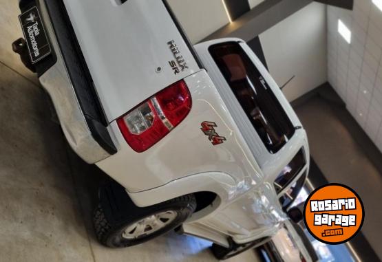 Camionetas - Toyota HILUX 3.0 SR 4X4 MT 2015 Diesel 230000Km - En Venta