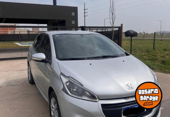 Autos - Peugeot 208 Active 1.5 2017 Nafta 85000Km - En Venta