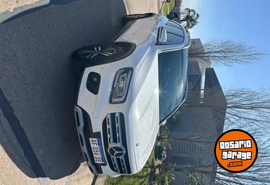 Camionetas - Mercedes Benz GLB 200 2021 Nafta 42000Km - En Venta