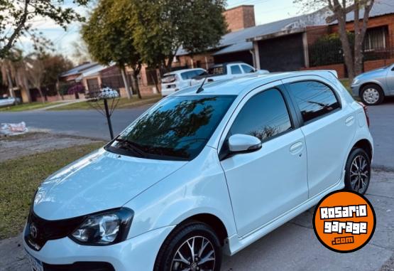 Autos - Toyota Etios 2019 Nafta 60000Km - En Venta