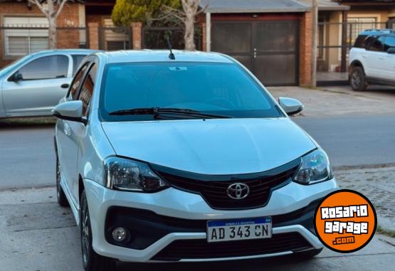 Autos - Toyota Etios 2019 Nafta 60000Km - En Venta