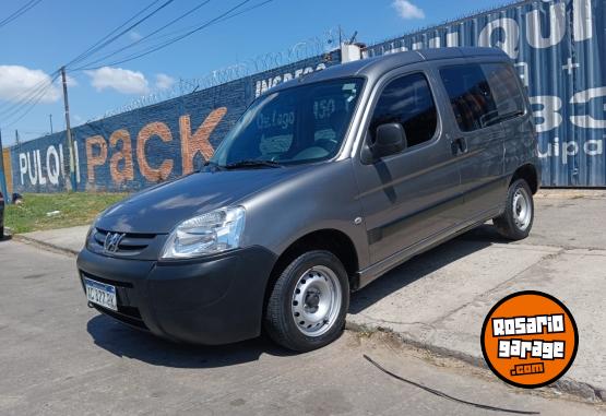 Utilitarios - Peugeot Partner ..berlingo 2018 Diesel 130000Km - En Venta