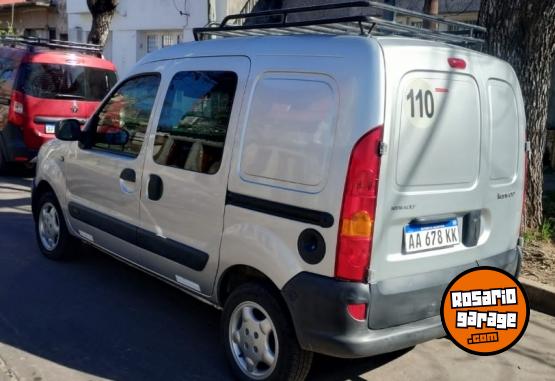 Utilitarios - Renault Kangoo 2016 GNC 143000Km - En Venta