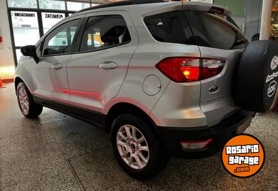 Camionetas - Ford ECOSPORT SE 2017 Nafta 80000Km - En Venta