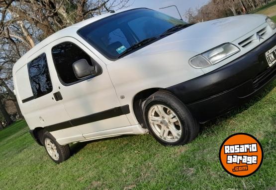 Utilitarios - Citroen berlingo 2011 Diesel 250000Km - En Venta