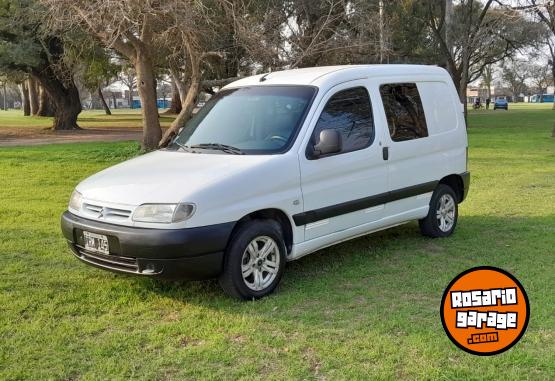 Utilitarios - Citroen berlingo 2011 Diesel 250000Km - En Venta