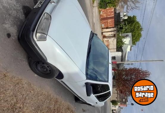 Autos - Renault 19 1997 Nafta 240000Km - En Venta