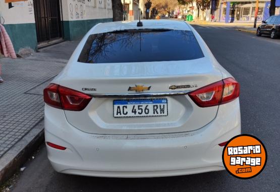 Autos - Chevrolet Cruze LTZ 2018 Nafta 120000Km - En Venta