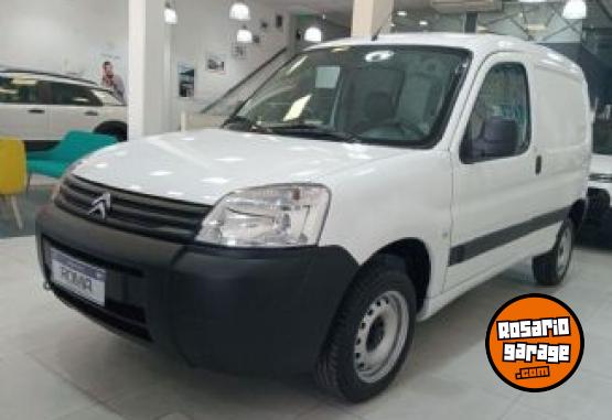 Utilitarios - Citroen Berlingo furgn hdi 92 cv 2024 Diesel 1Km - En Venta