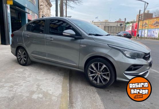 Autos - Fiat Cronos 2018 GNC 85000Km - En Venta