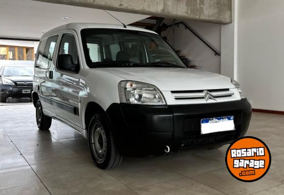 Utilitarios - Citroen Berlingo Business Mixto 2017 Diesel 95000Km - En Venta