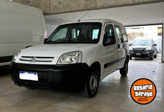 Utilitarios - Citroen Berlingo Business Mixto 2017 Diesel 95000Km - En Venta