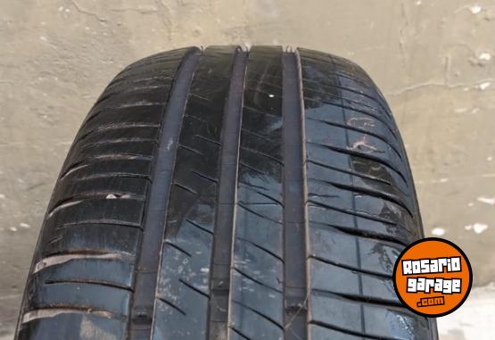 Accesorios para Autos - Cubiertas Michelin Energy 195/60 R15  Impecables, Como Nuevas Gran Oferta! - En Venta