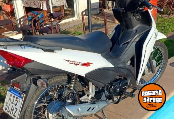 Motos - Honda Wave 2022 Nafta 8300Km - En Venta