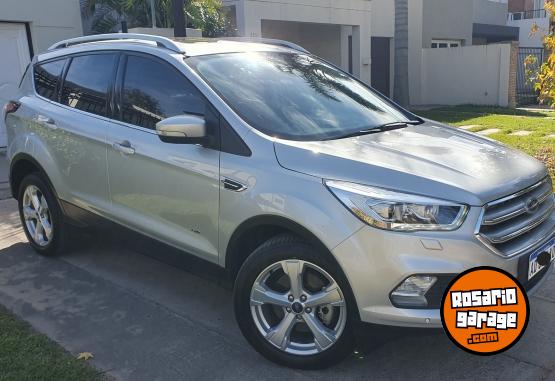 Camionetas - Ford KUGA Titanium 2.0 T 240 c 2019 Nafta 60000Km - En Venta