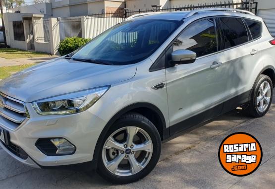 Camionetas - Ford KUGA Titanium 2.0 T 240 c 2019 Nafta 60000Km - En Venta