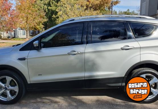 Camionetas - Ford KUGA Titanium 2.0 T 240 c 2019 Nafta 60000Km - En Venta