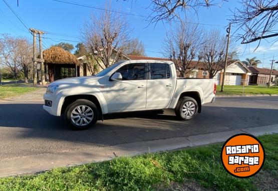 Camionetas - Volkswagen Amarok Higline 2015 Diesel 139000Km - En Venta