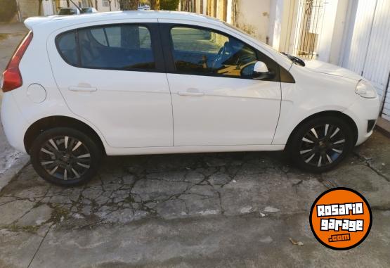 Autos - Fiat PALIO ATTRACTIVE 1.4 2016 Nafta 91000Km - En Venta