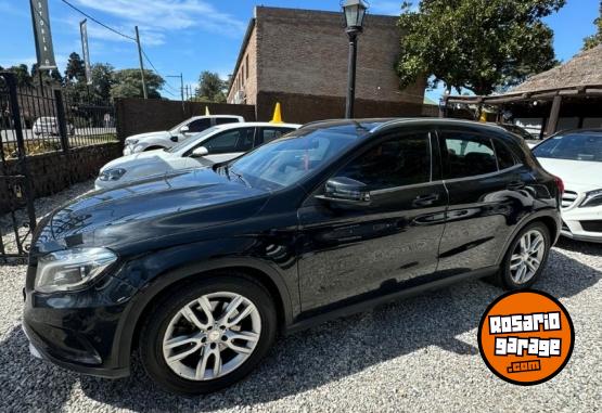 Autos - Mercedes Benz GLA250 AMG 2015 Nafta 178000Km - En Venta