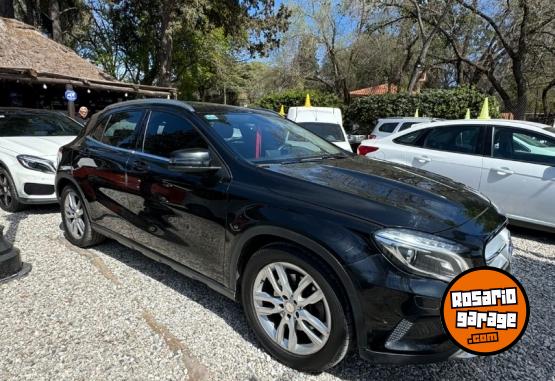 Autos - Mercedes Benz GLA250 AMG 2015 Nafta 178000Km - En Venta