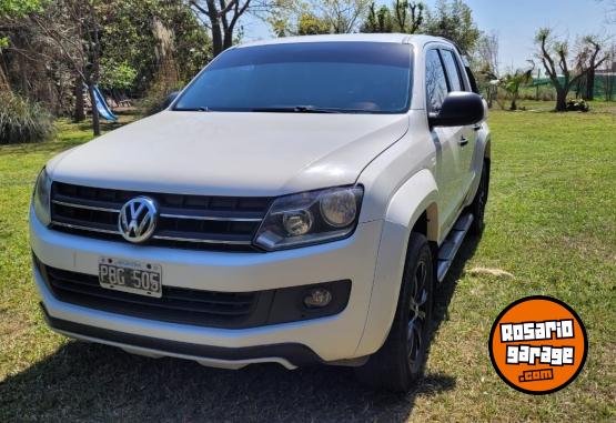 Camionetas - Volkswagen AMAROK DARK LABEL 2015 Diesel 182000Km - En Venta