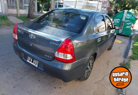 Autos - Toyota ETIOS 1.5 XLS 2014 Nafta  - En Venta