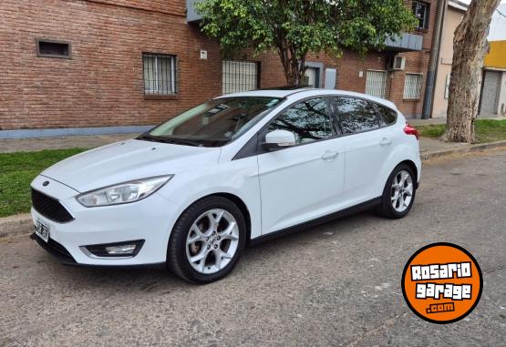 Autos - Ford Ford focus se plus permut 2015 Nafta 132000Km - En Venta