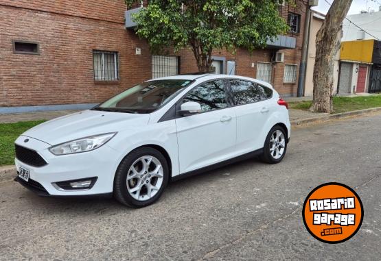 Autos - Ford Ford focus se plus permut 2015 Nafta 132000Km - En Venta